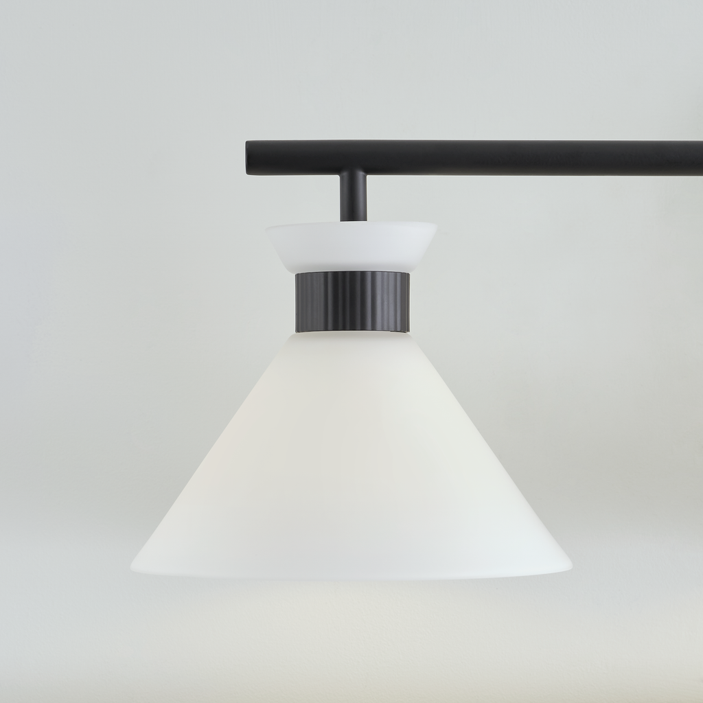Belcarra 3 - Light Vanity Midnight Black