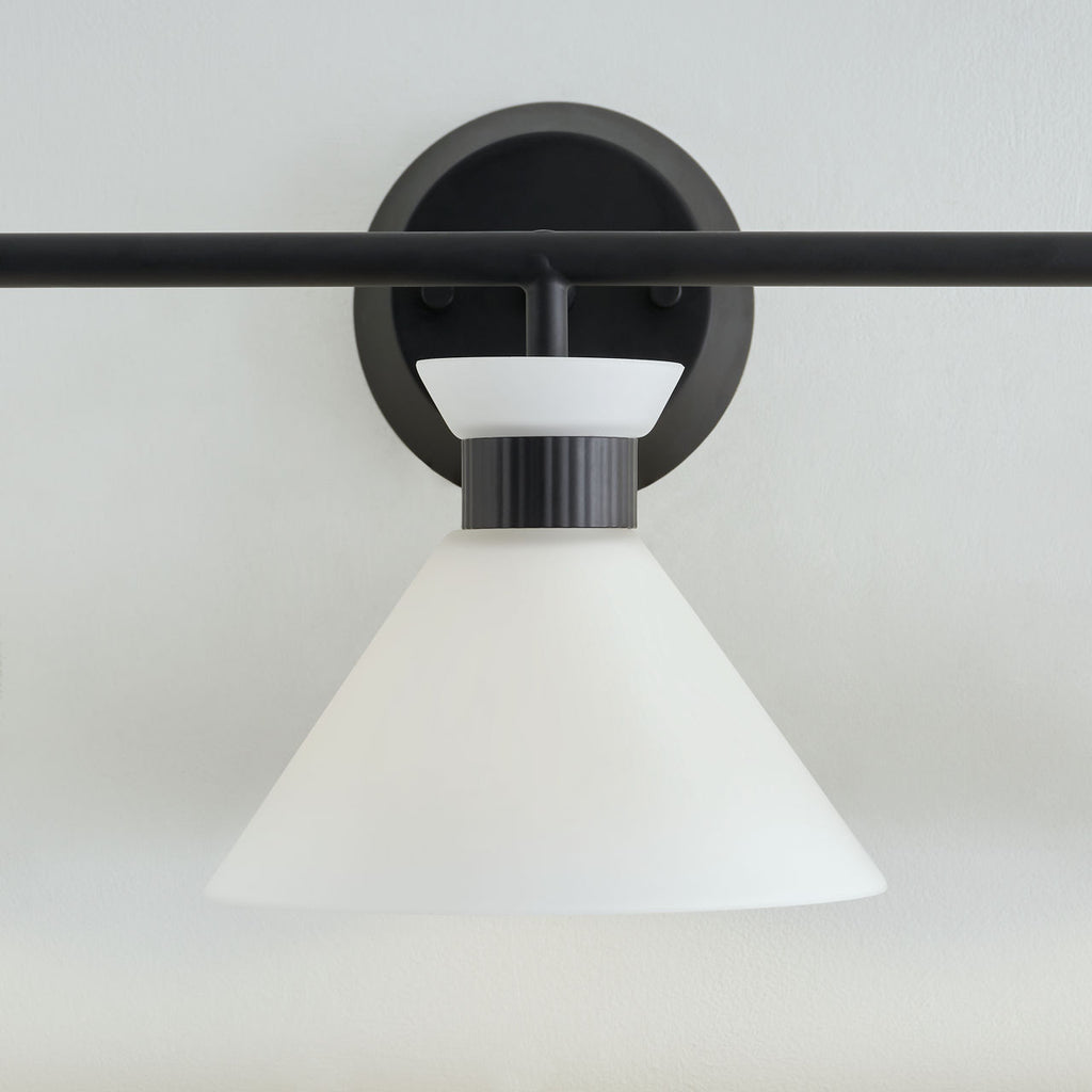 Belcarra 3 - Light Vanity Midnight Black