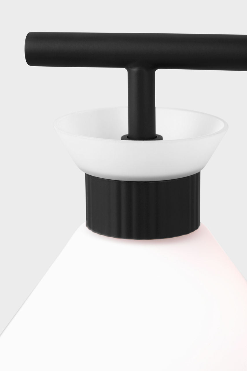 Belcarra 4 - Light Vanity Midnight Black