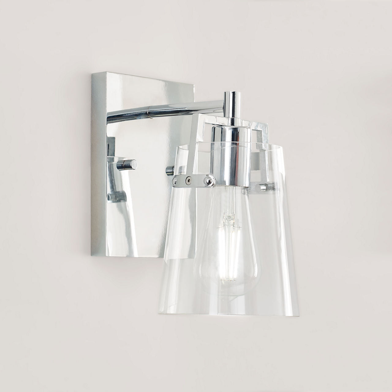 Crofton Small Sconce Chrome