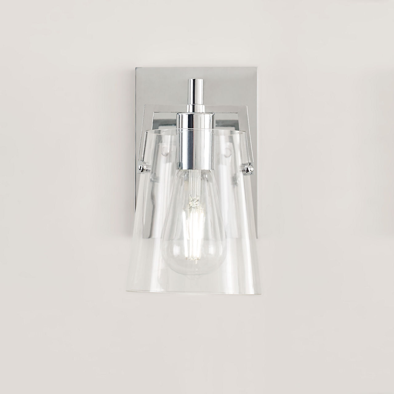 Crofton Small Sconce Chrome