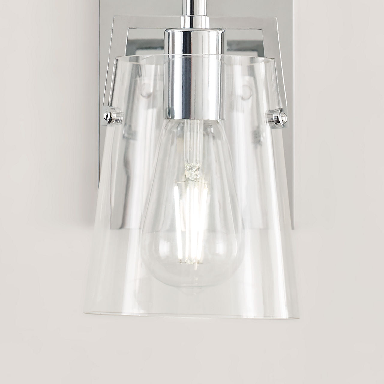 Crofton Small Sconce Chrome