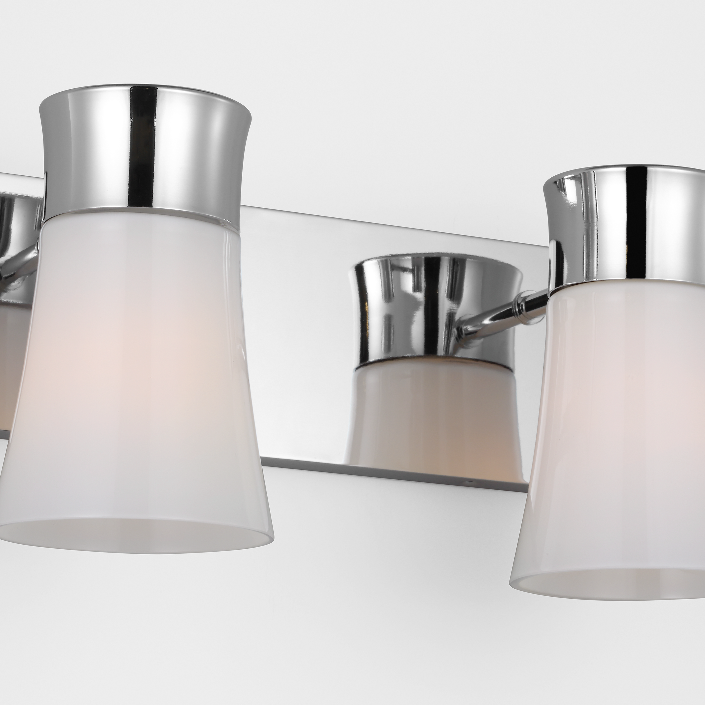 Roy Medium Vanity Chrome