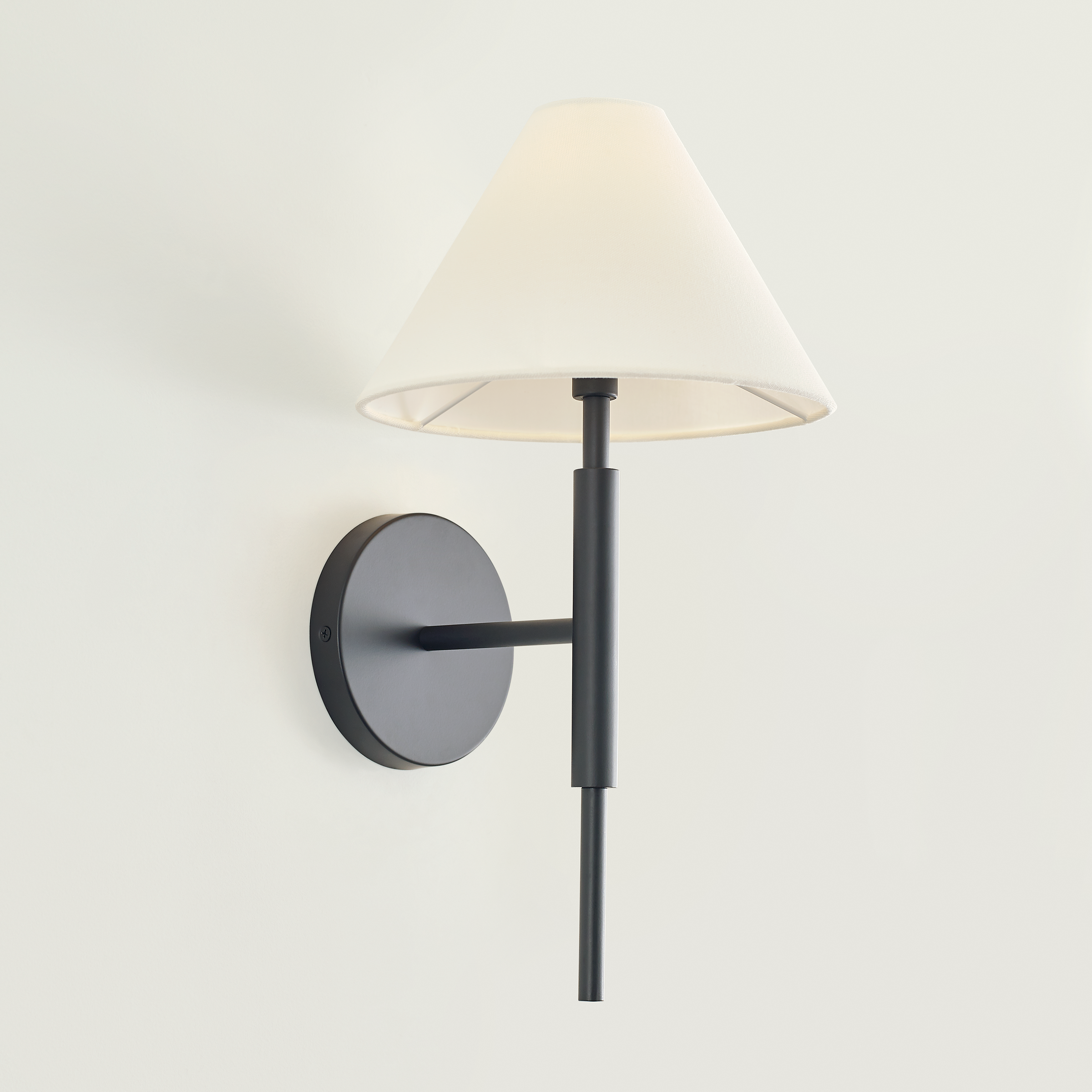 Porteau Medium Sconce Midnight Black