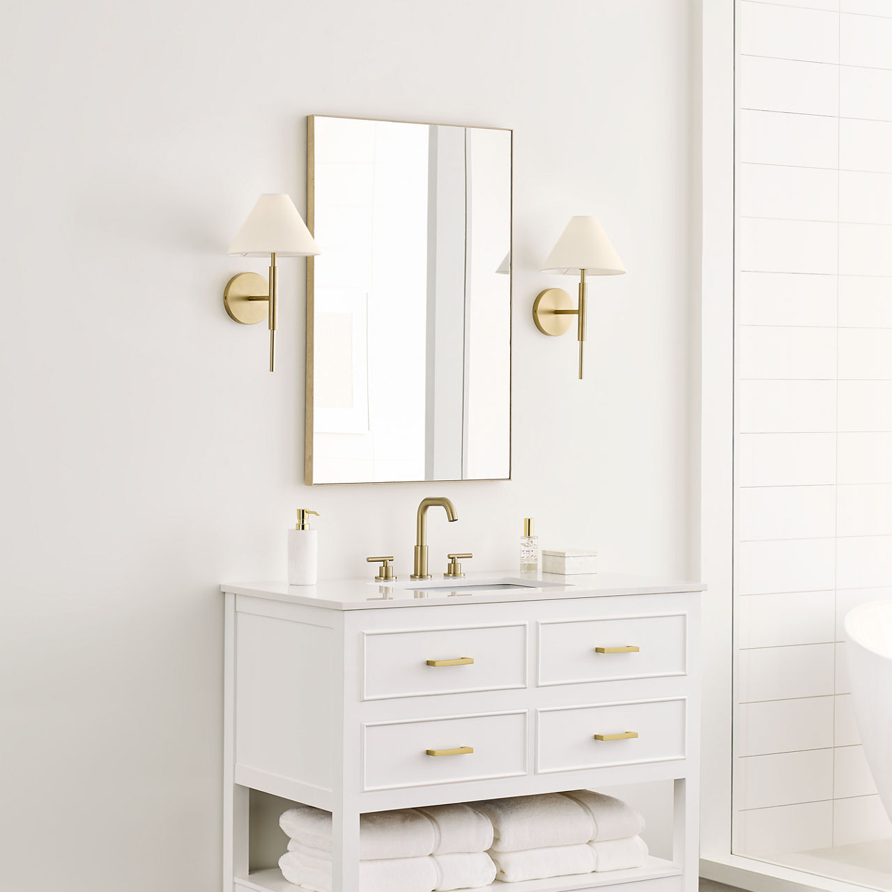 Porteau Medium Sconce Satin Brass