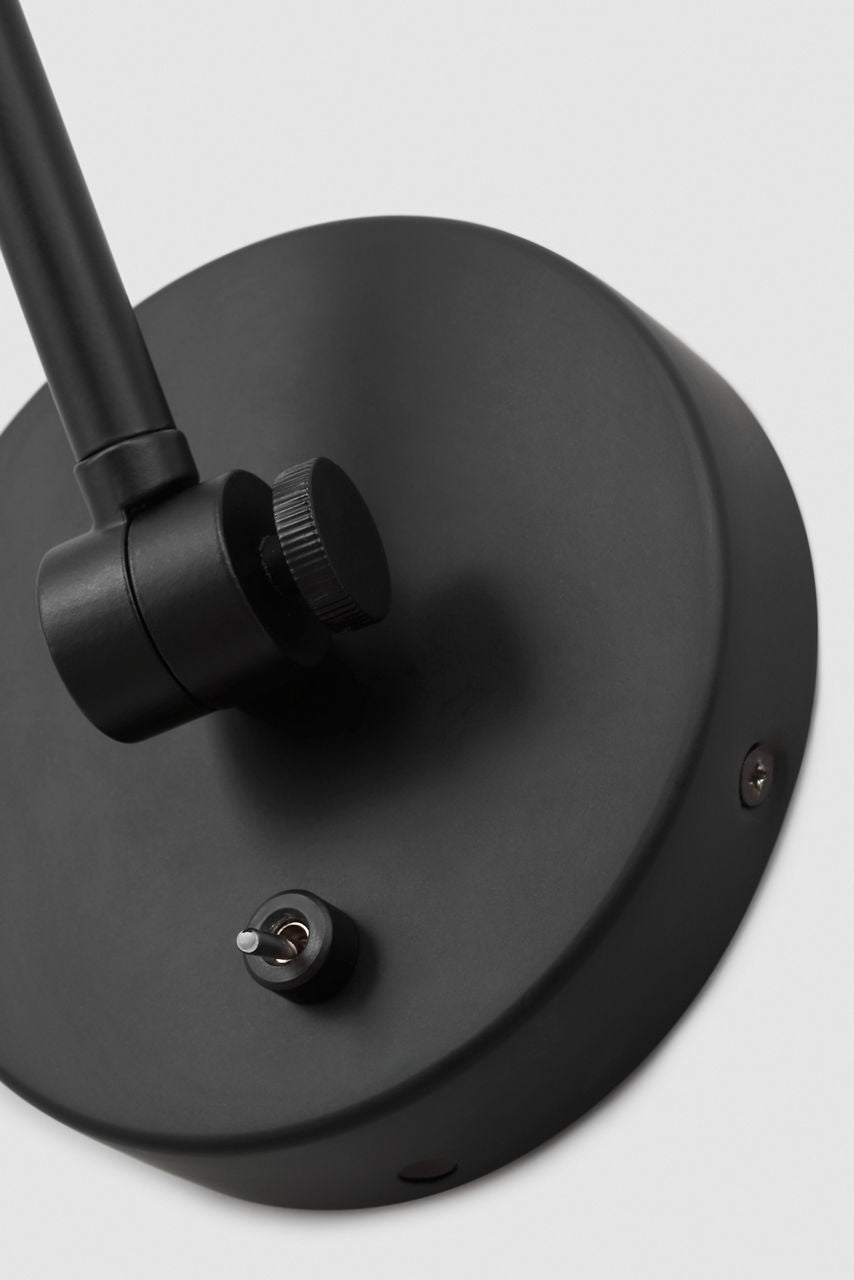 Frasar Arm Large Sconce Midnight Black
