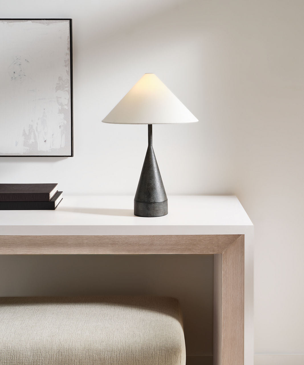 Brachion Medium Table Lamp Black Pearl