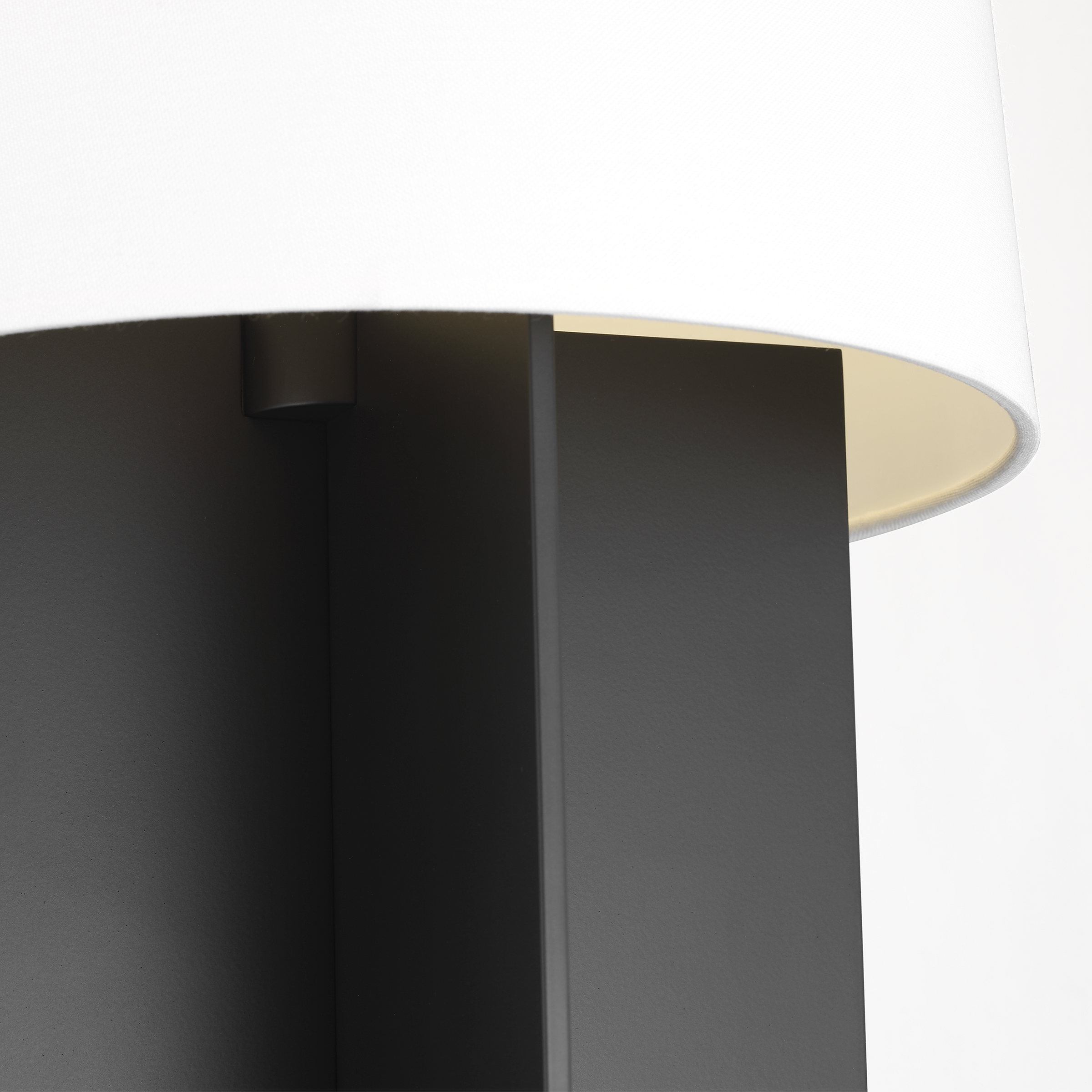 Blocco Medium Floor Lamp Midnight Black