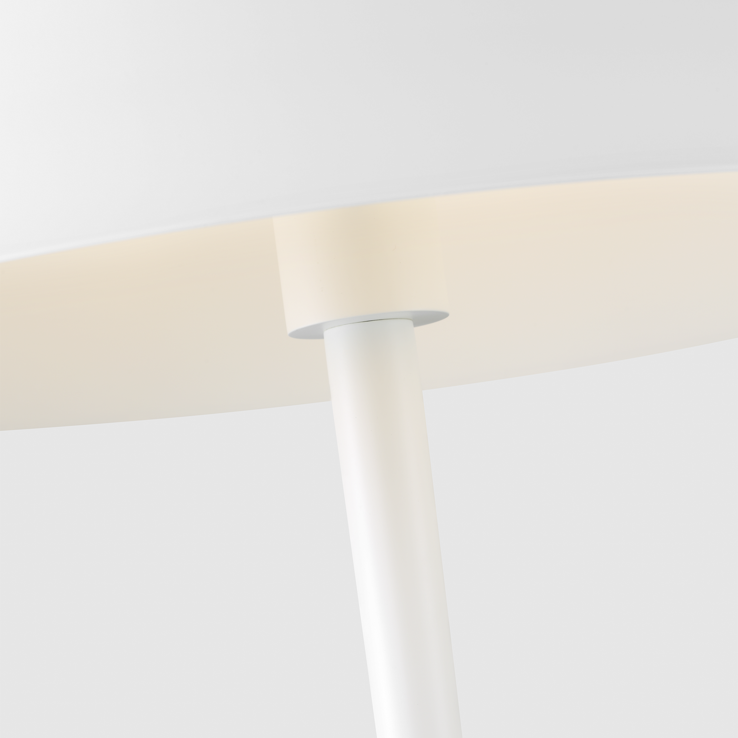 Contra Medium Table Lamp Soft Linen