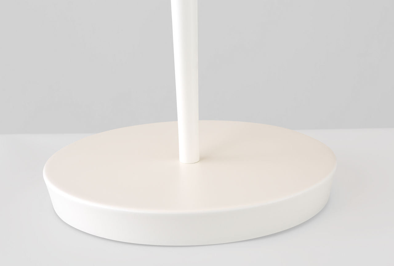 Contra Medium Table Lamp Soft Linen