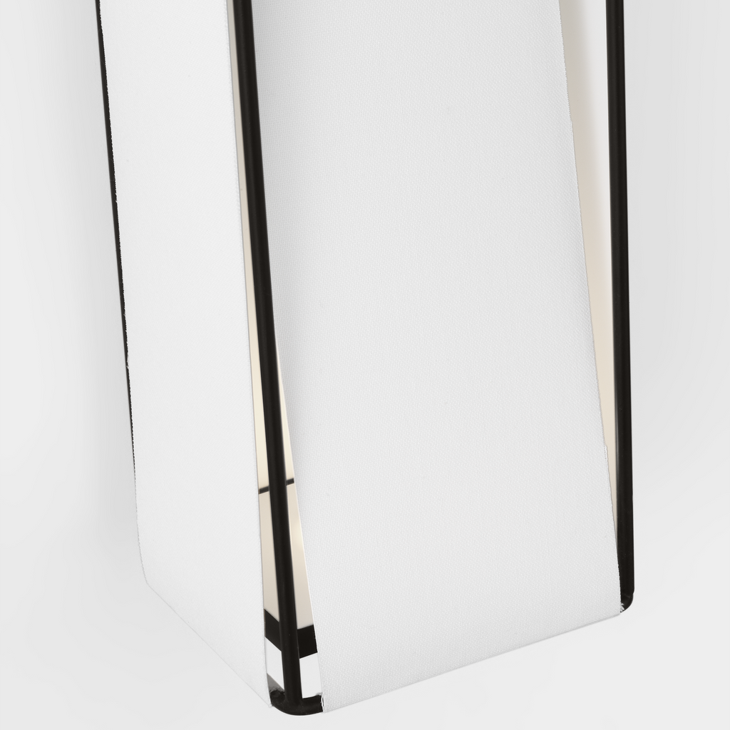 Velero Large Sconce Aged Iron Bulbs Inc