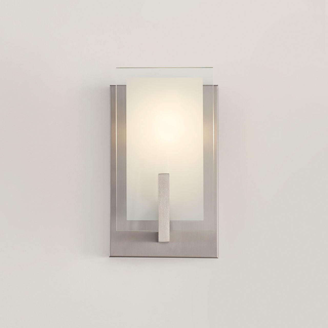 Syll One Light Wall / Bath Sconce | Sconce Brushed Nickel