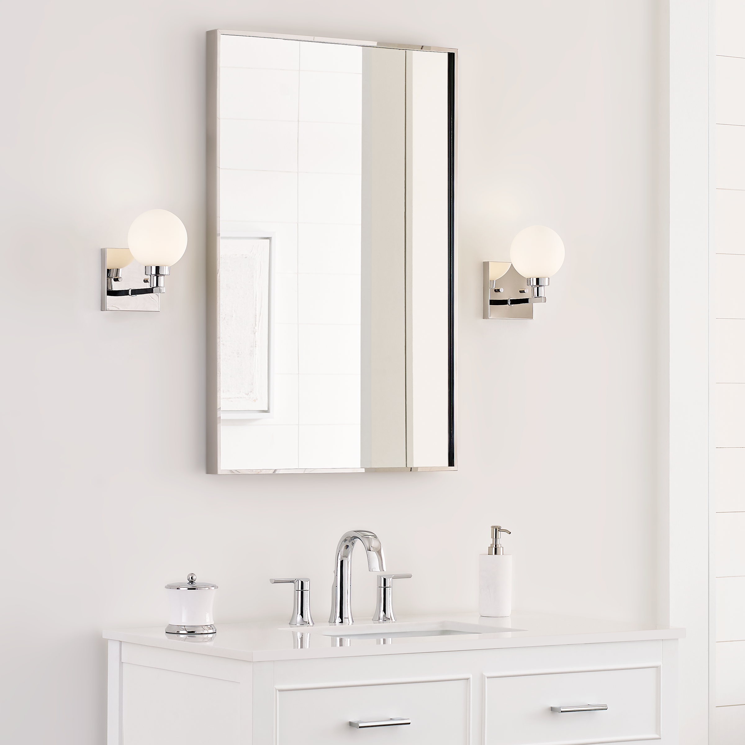 Clybourn One Light Wall / Bath Sconce Chrome