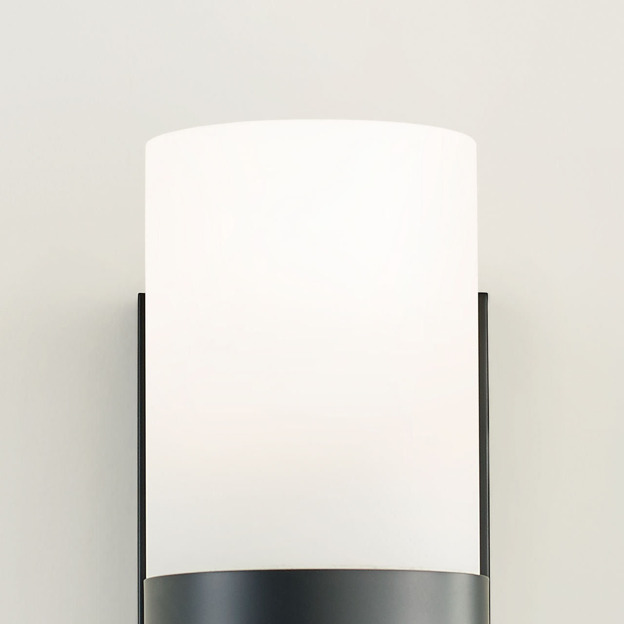 Zire One Light Wall / Bath Sconce | Midnight Black