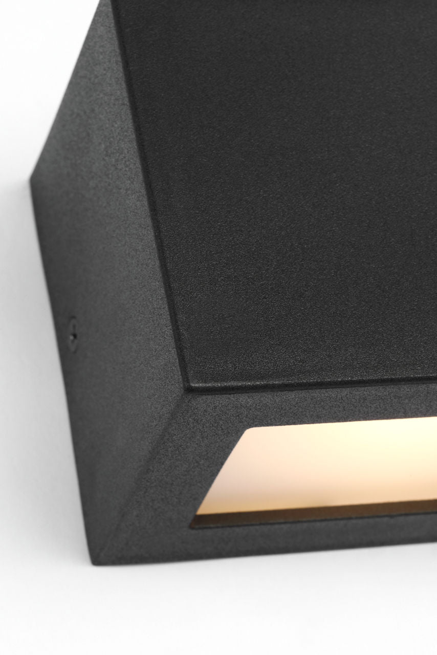 Kukei Small LED Wall Lantern Textured Black Bulbs Inc