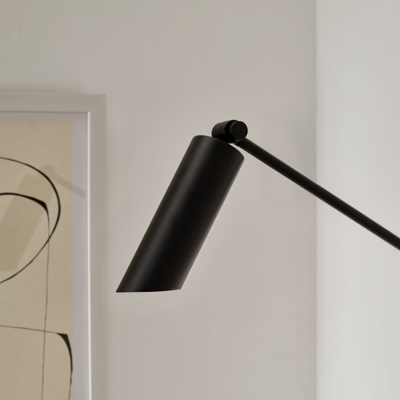Frasar Arm Medium Sconce Midnight Black