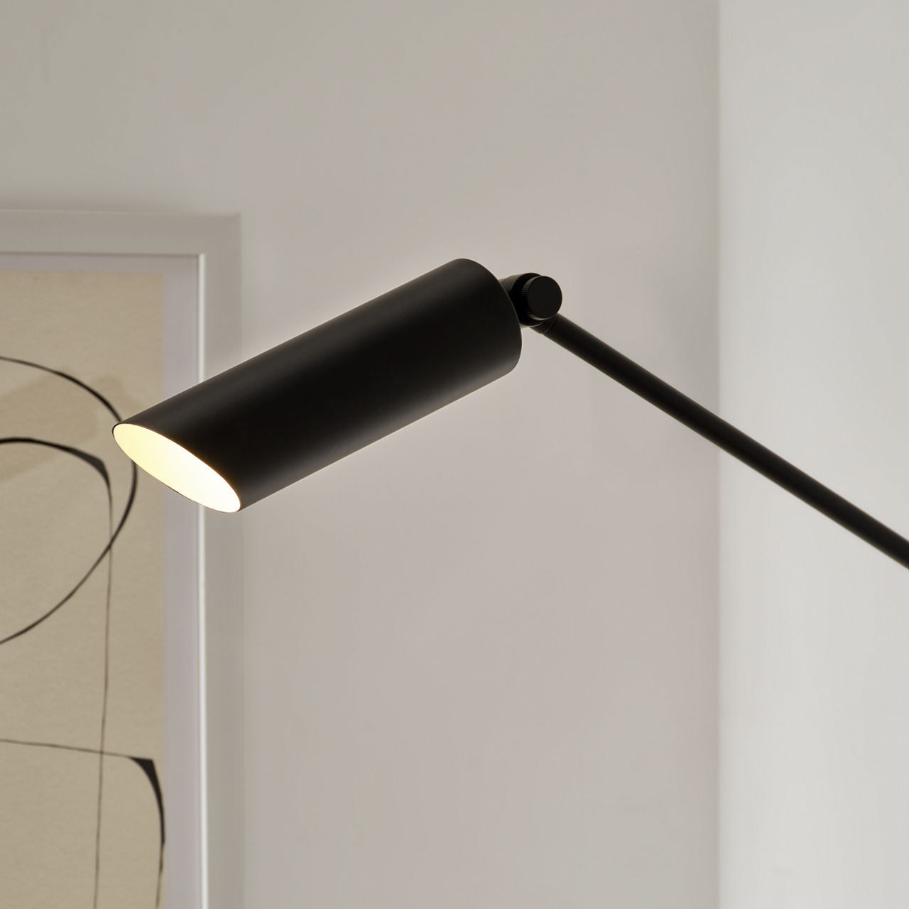 Frasar Arm Medium Sconce Midnight Black