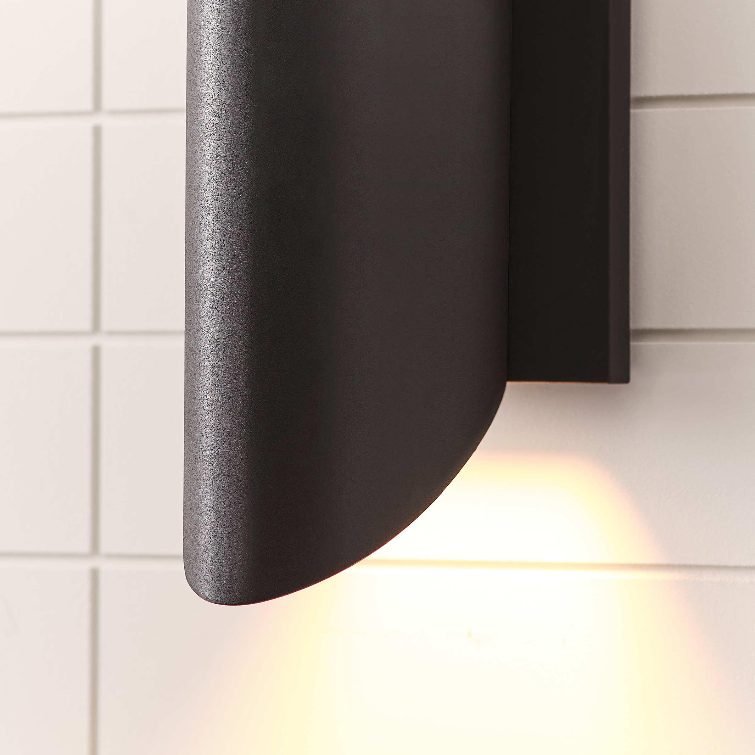 Ruxton Medium Lantern Textured Black