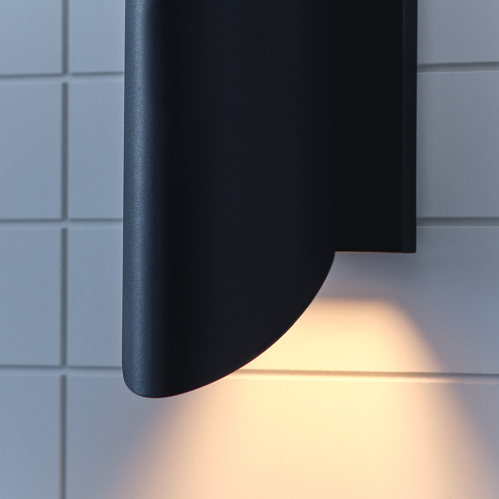 Ruxton Medium Lantern Textured Black