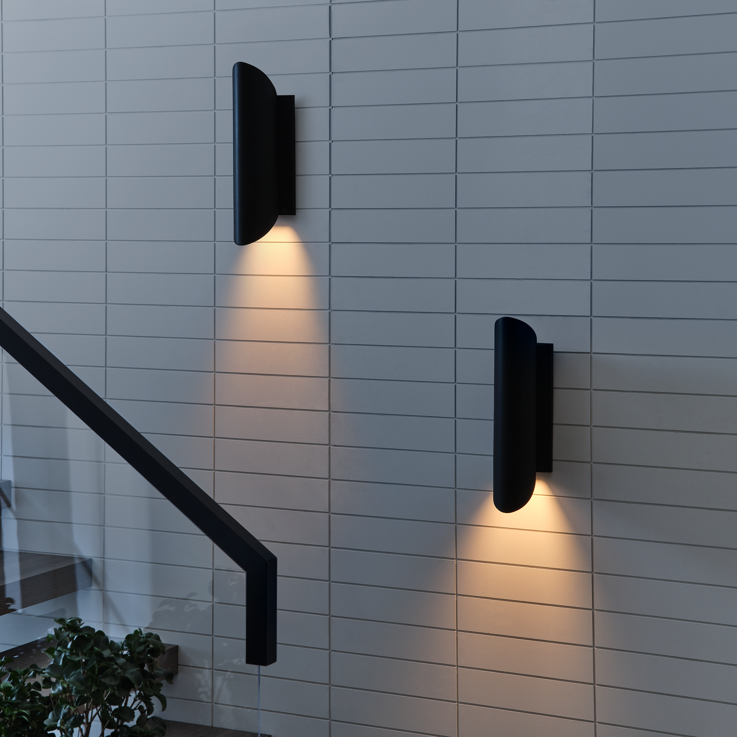 Ruxton Medium Lantern Textured Black