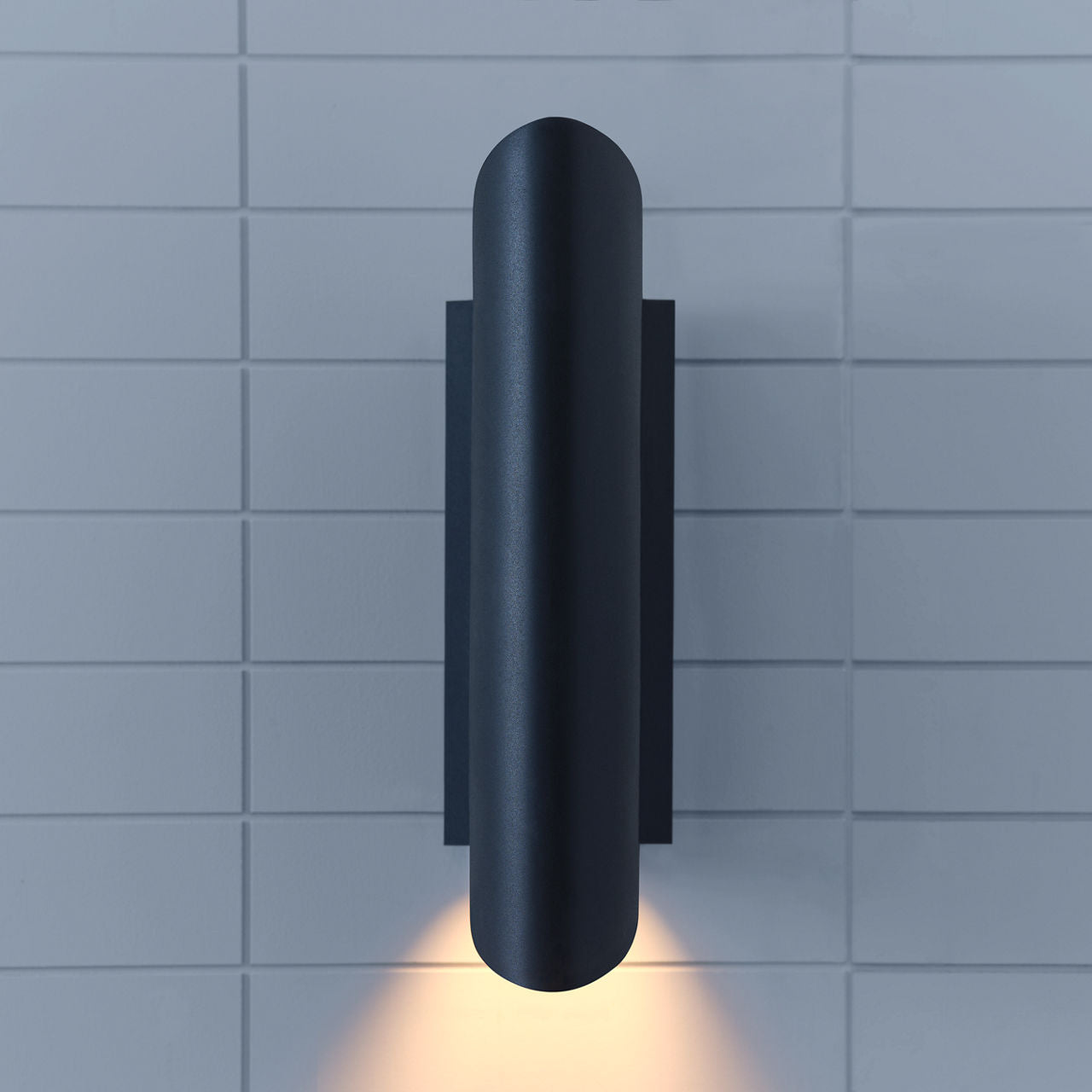 Ruxton Medium Lantern Textured Black