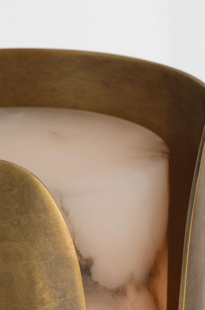 Armise 18" Sconce | Mottled Brass | Alabaster