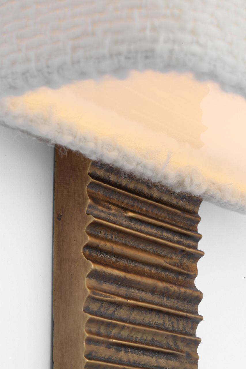 Fumar 23" Tail Sconce | Ridged Tombac | BouclÃ© Shade