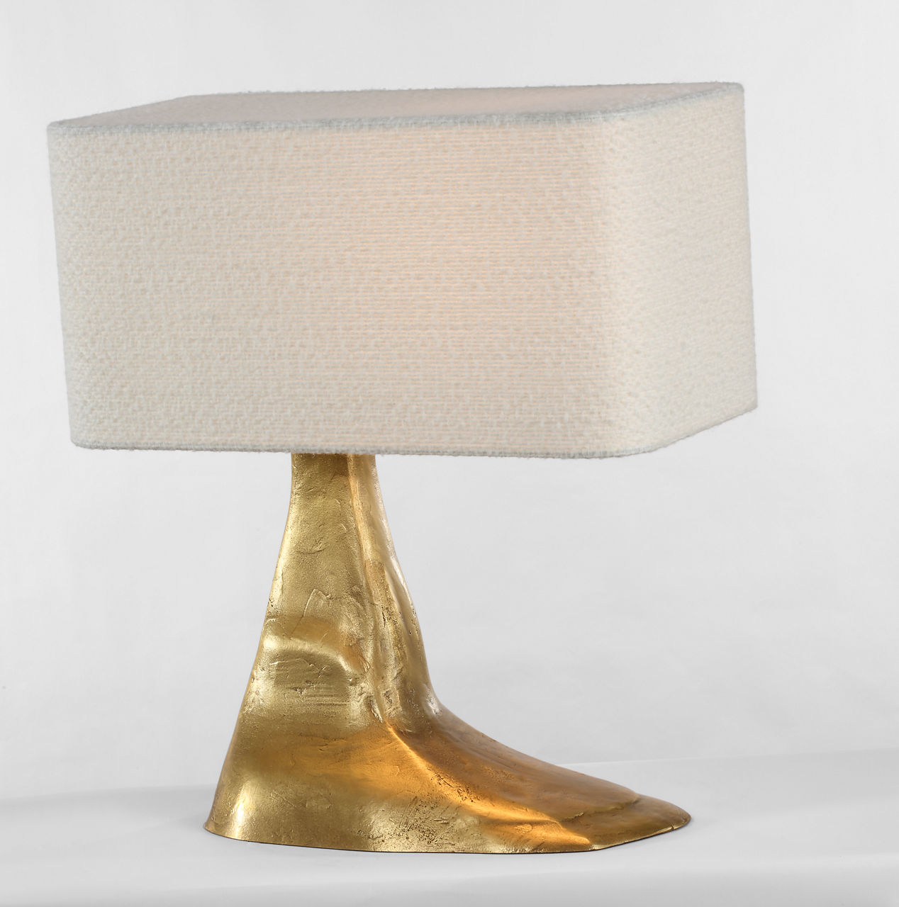 Terra-Forma 23" Left Table Lamp | Museum Brass | Boucle Shade