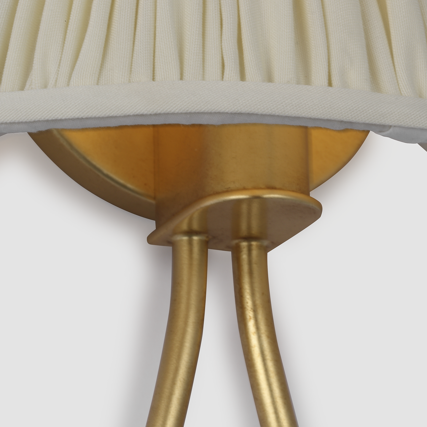 Jeanne 10" Single Sconce | Gild | Silk Pleated Shade