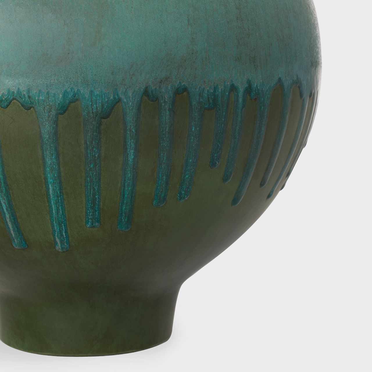 Gaios Table Lamp | Volcanic Verdi | Linen Shade