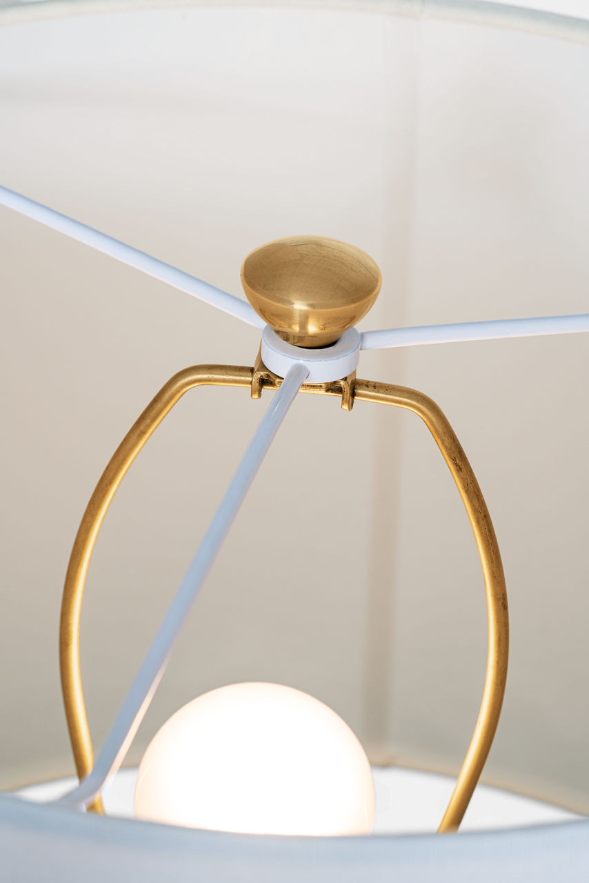 Idalia 28" Sculpted Table Lamp | Raven Black | Linen Shade