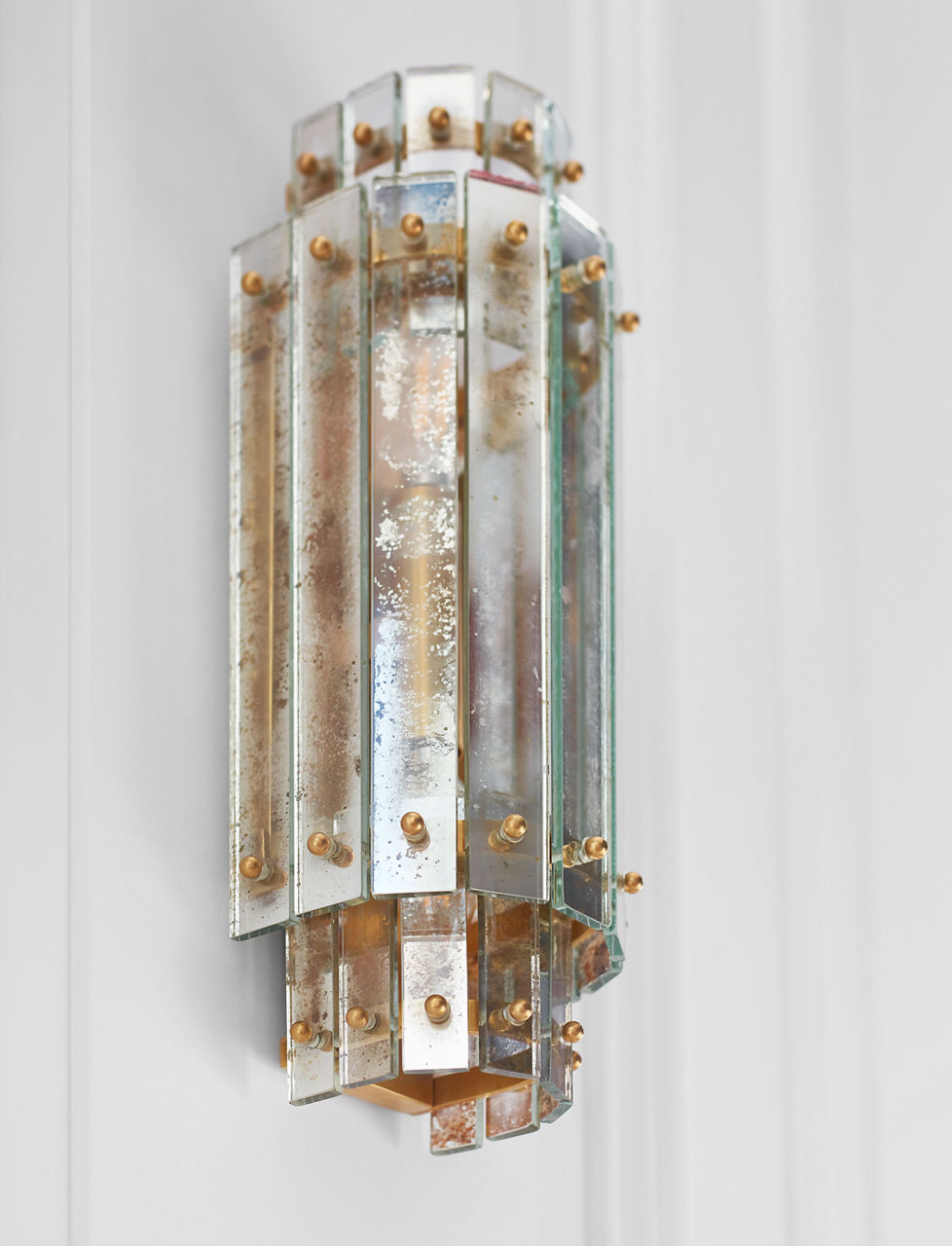Cadence Small Tiered Sconce | Hand-Rubbed Antique Brass | Antique Mirror