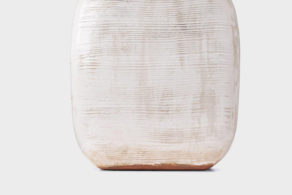 Pemba Medium Combed Table Lamp | Glossy White Crackle | Linen Shade