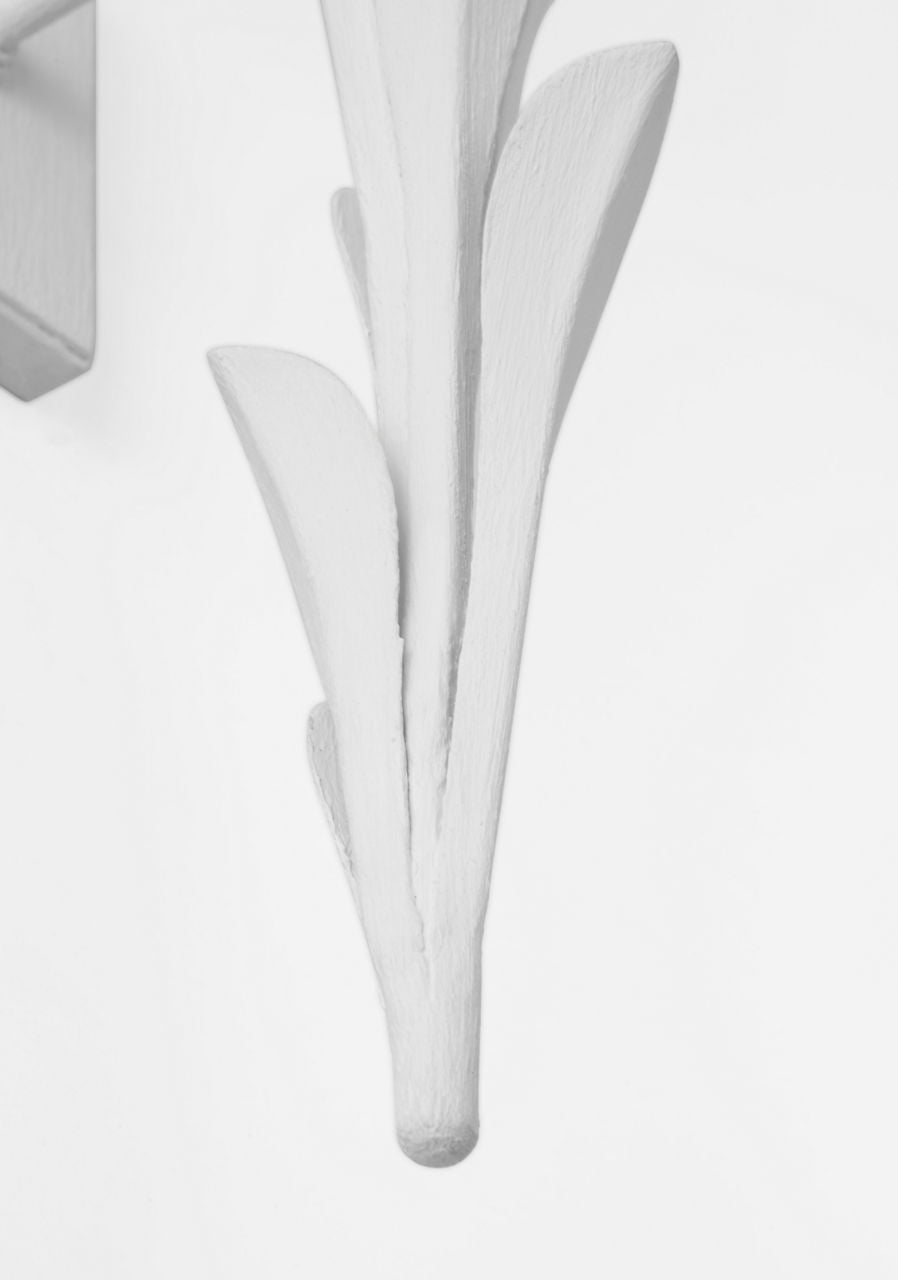 Provenz 20" Tail Sconce | Plaster White | Linen Shade