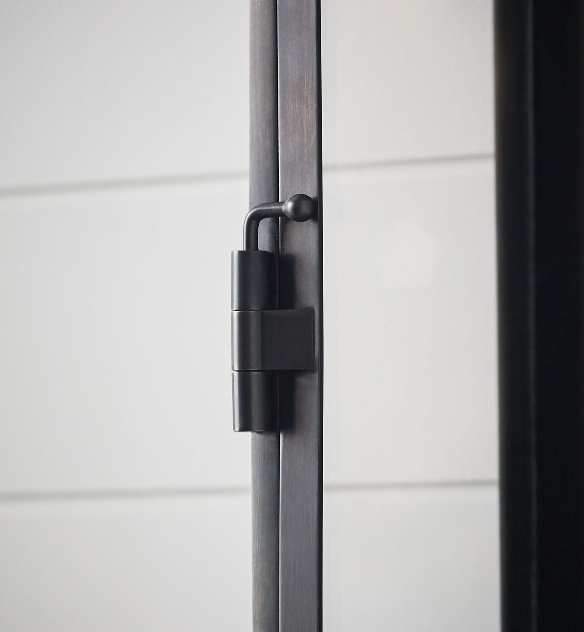 Linear Lantern Tall | Bronze