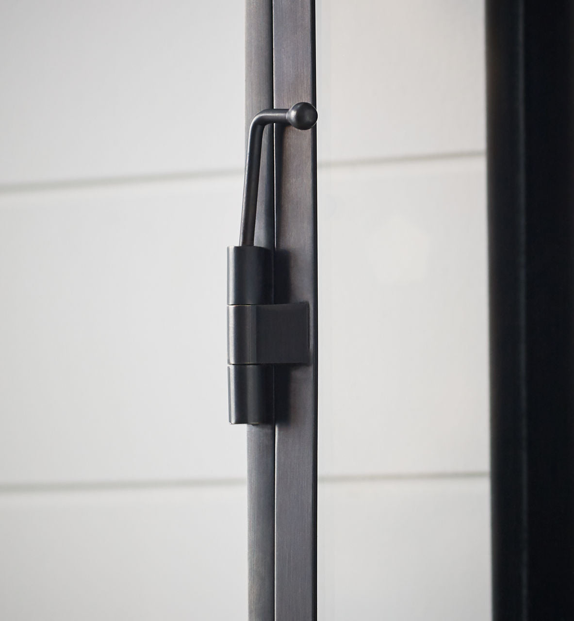 Linear Lantern Tall | Bronze