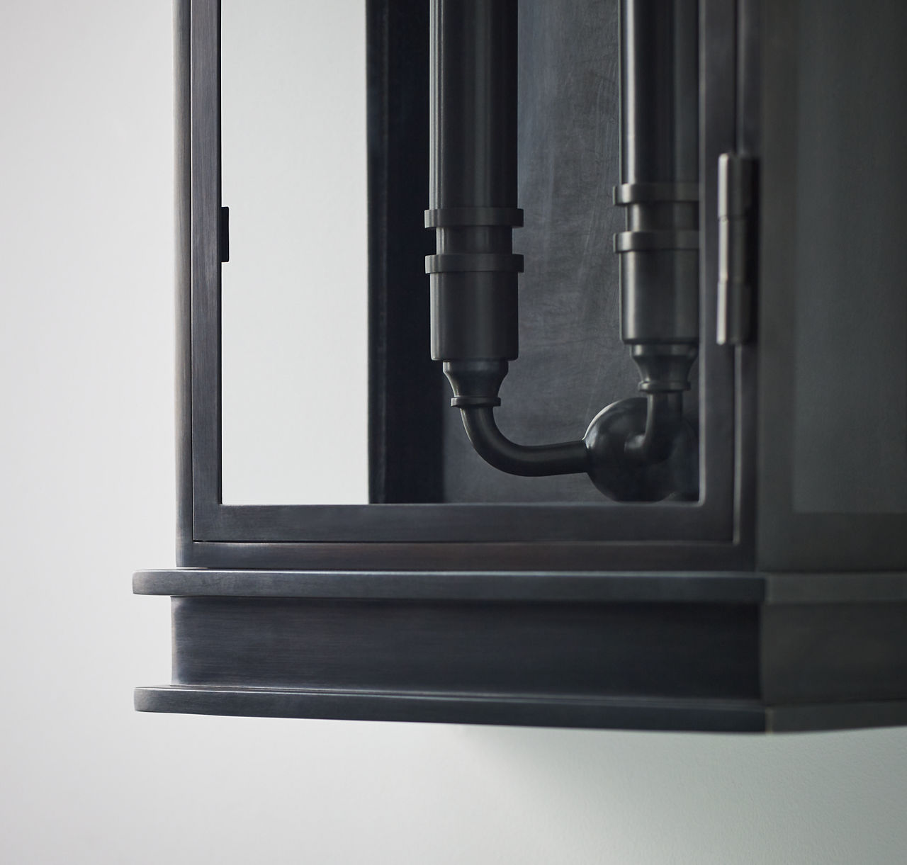 Linear Lantern Tall | Bronze
