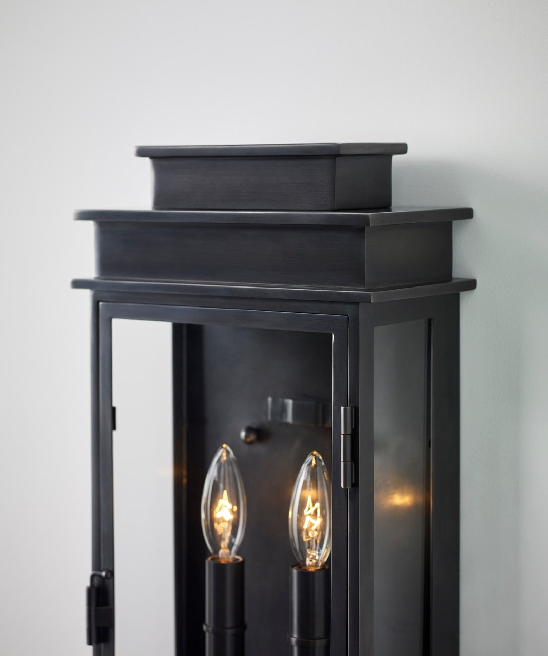 Linear Lantern Tall | Bronze