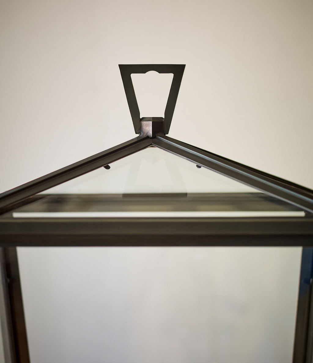Darlana Post Light | Bronze