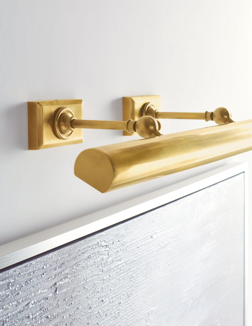 24" Cabinet Maker's Picture Light | Hand-Rubbed Antique Brass