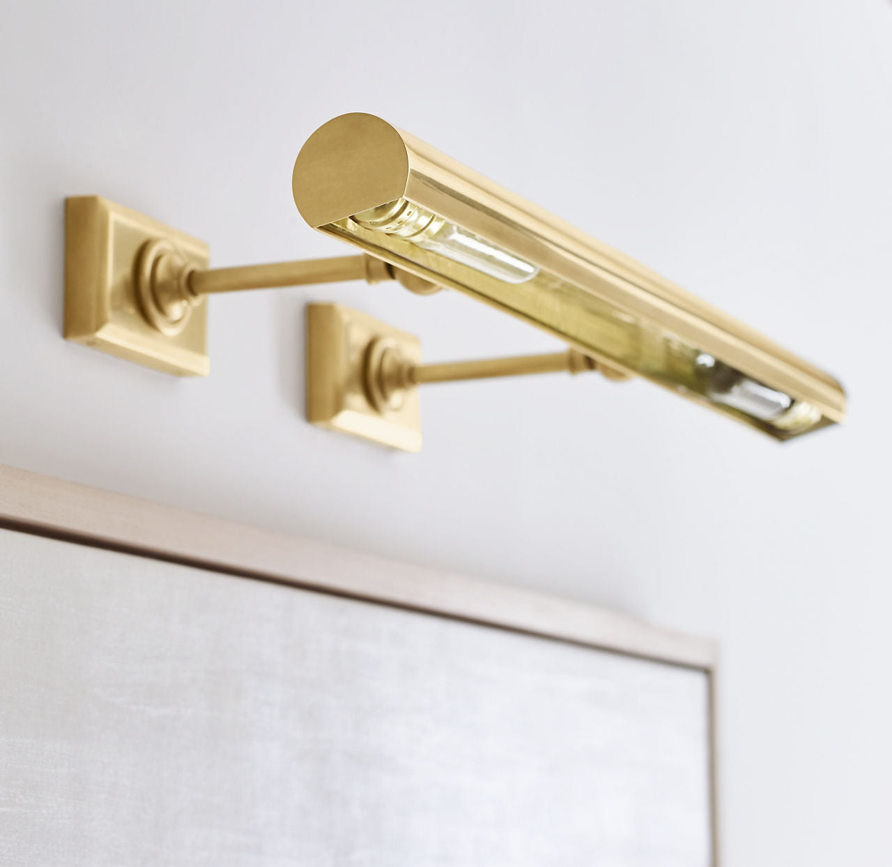 24" Cabinet Maker's Picture Light | Hand-Rubbed Antique Brass