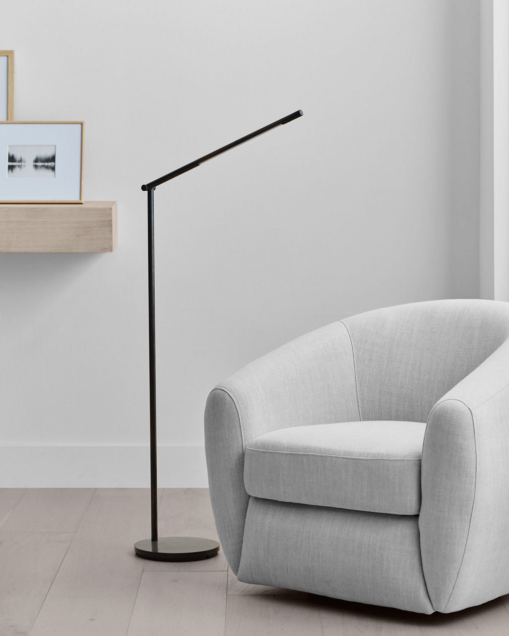 Cona Large Articulating Floor Lamp | Bronze