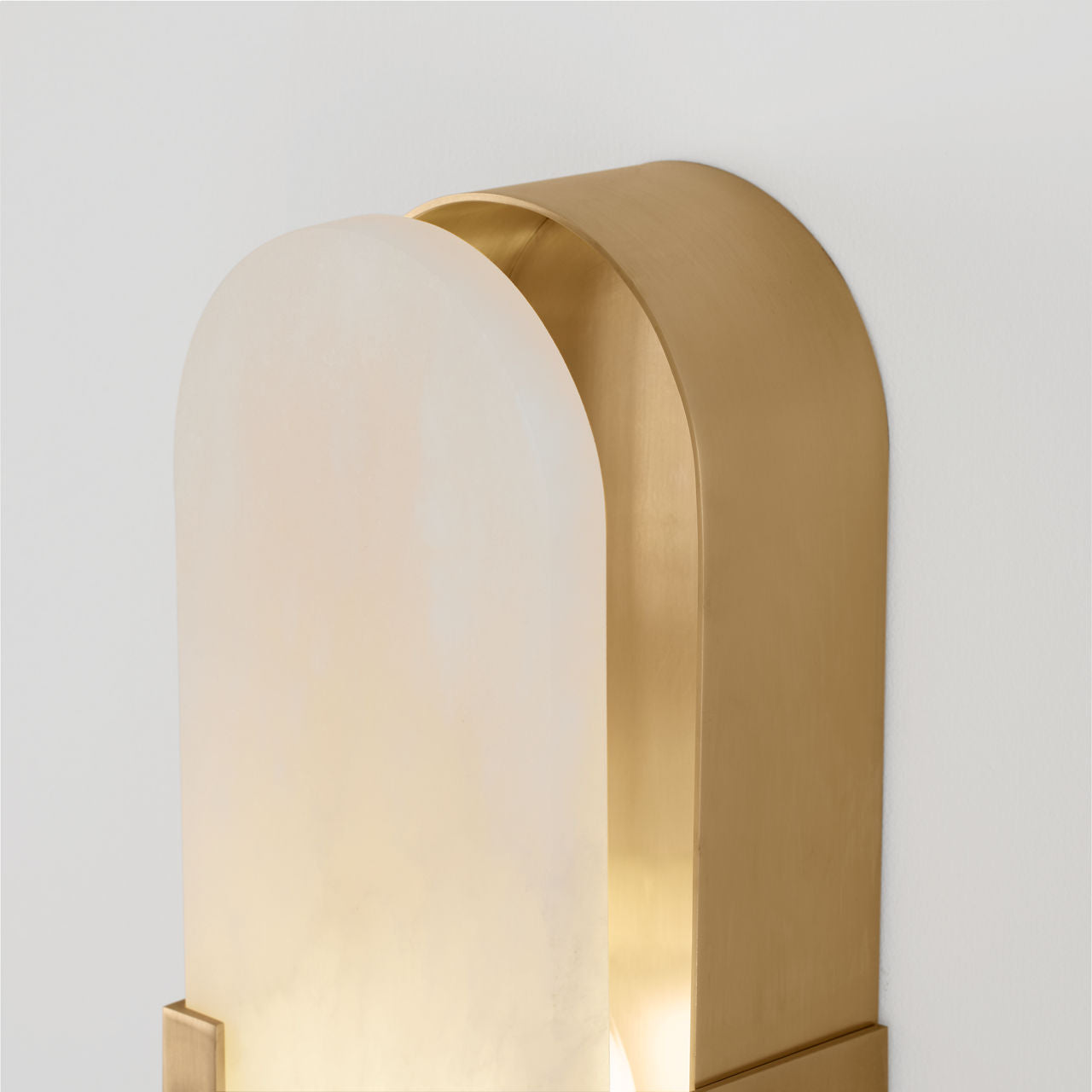 Melange Elongated Sconce | Antique-Burnished Brass | Alabaster