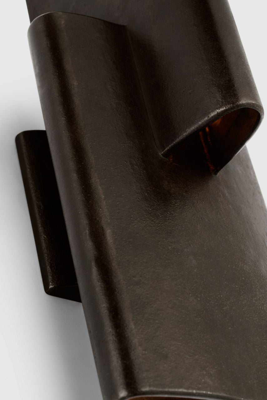 Lotura 16" Intersecting Sconce | Museum Black