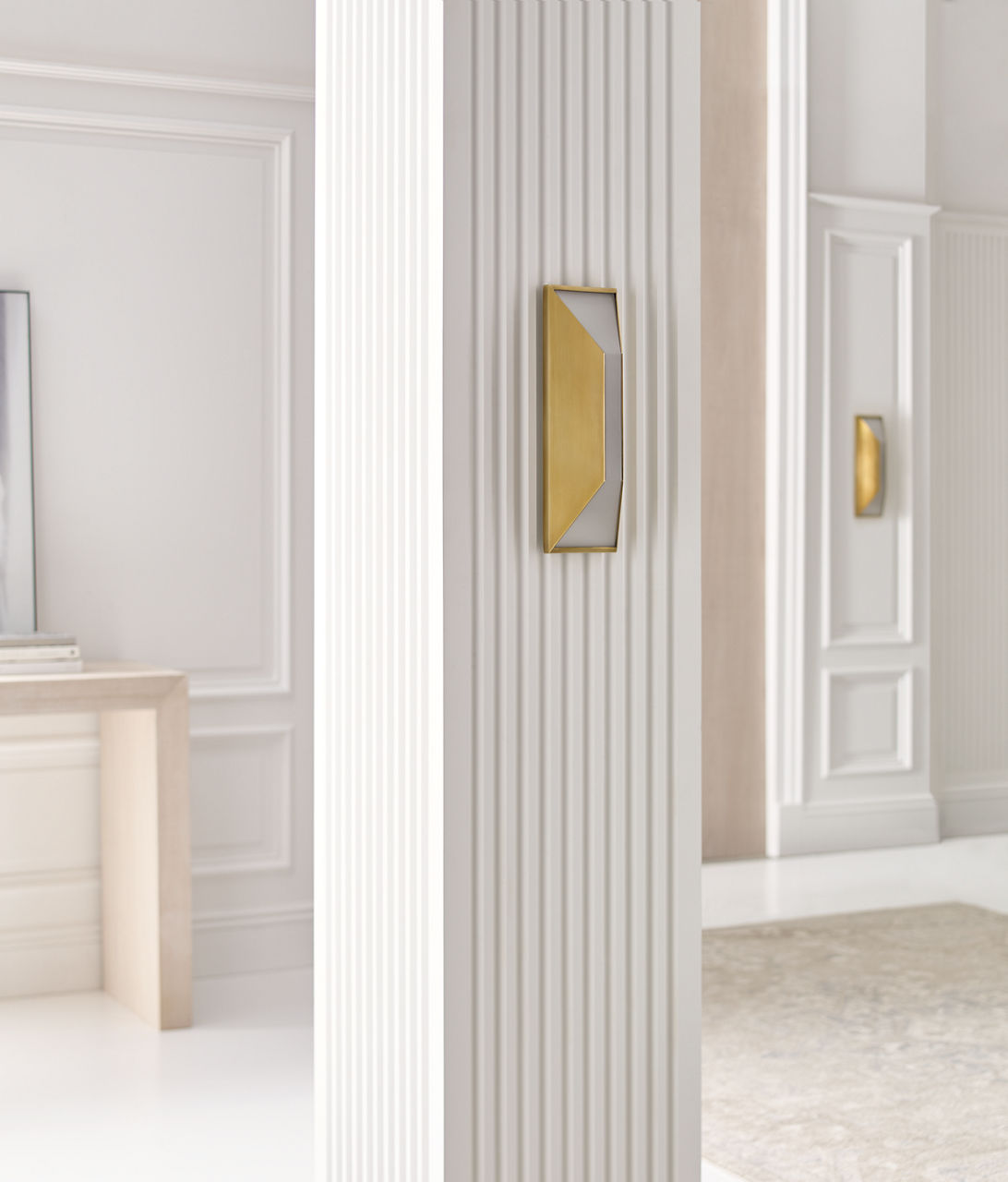 Stretto 16" Sconce | Antique-Burnished Brass | Frosted Glass