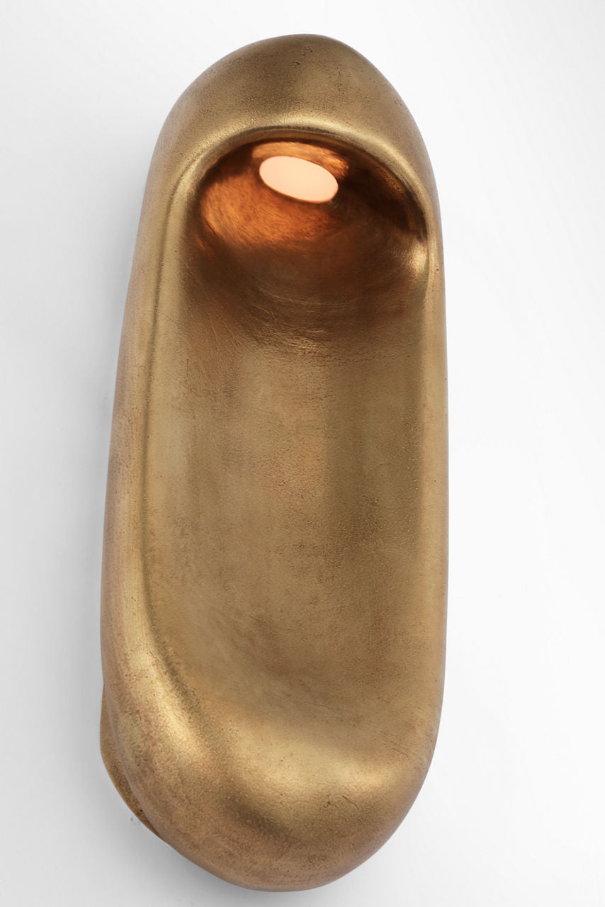 Esculpa 18" Elongated Wall Light | Museum Brass