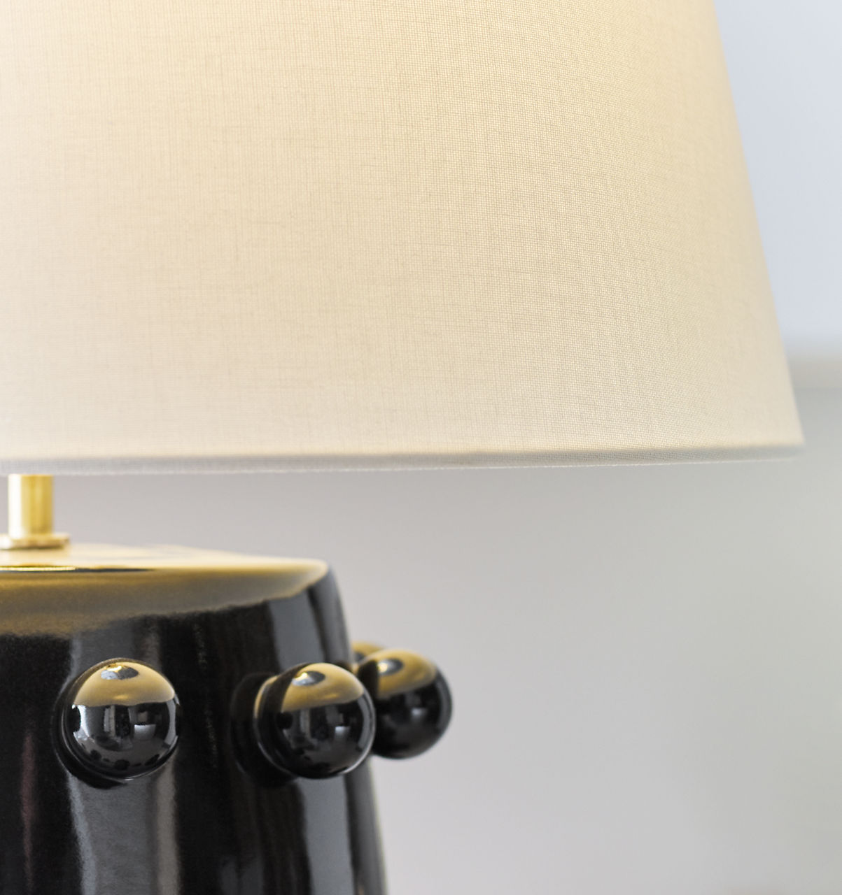 Linden Table Lamp | Black | Linen Shade