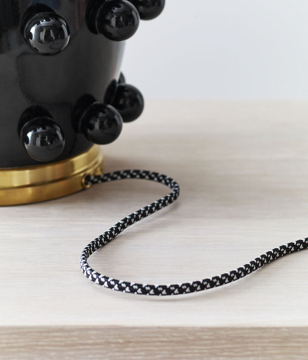 Linden Table Lamp | Black | Linen Shade