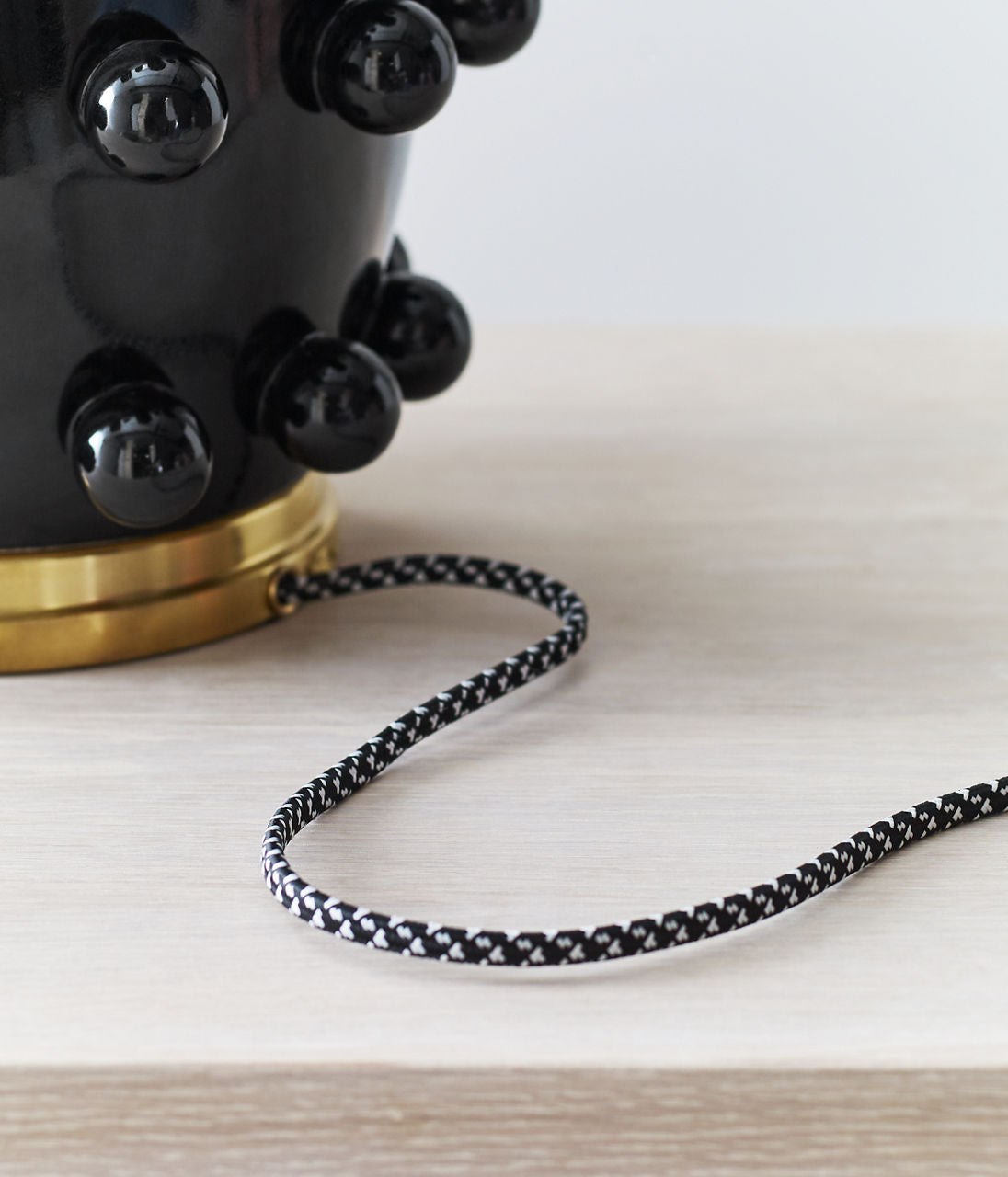 Linden Table Lamp | Black | Linen Shade