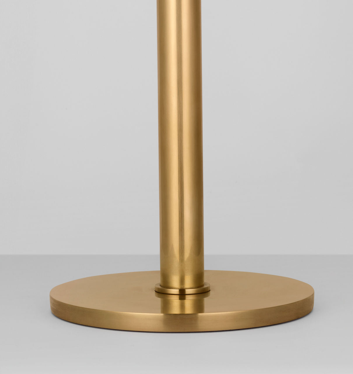 Rousseau 20" Table Lamp | Antique-Burnished Brass | Etched Crystal